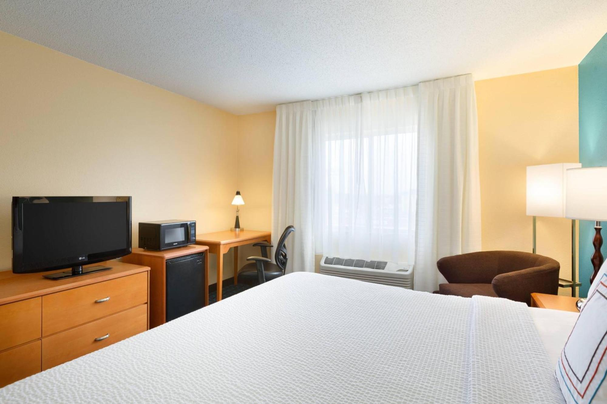 Fairfield Inn & Suites Bismarck South Екстер'єр фото